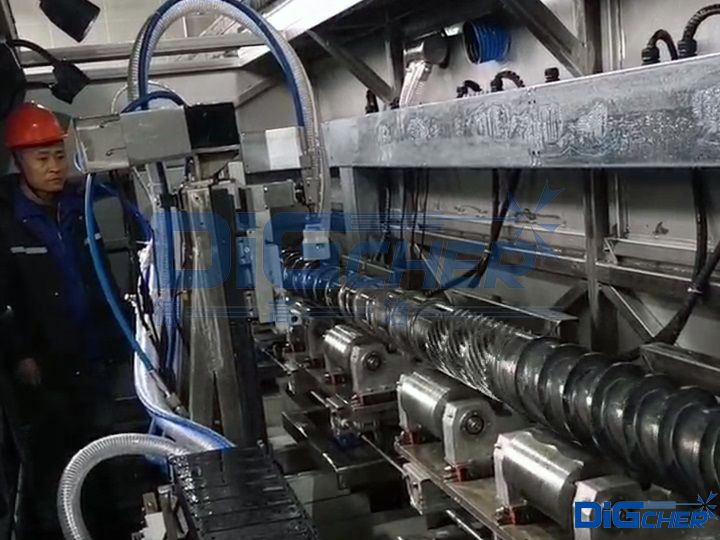 注塑機螺杆高壓水自動清洗(xǐ)係統